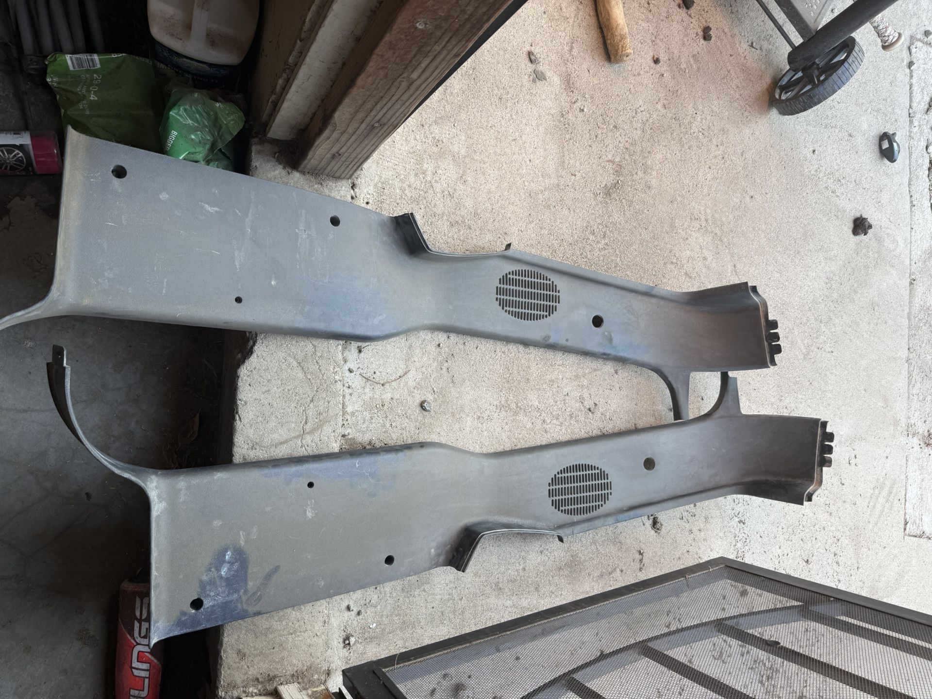 Chevy One Pillars