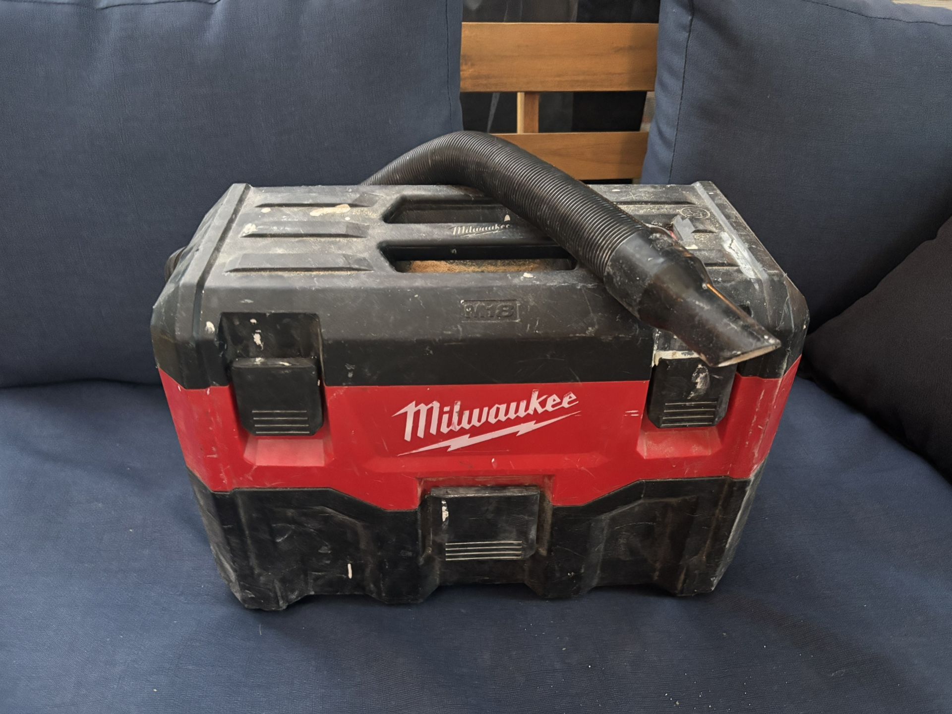 Milwaukee 18v Vacuum