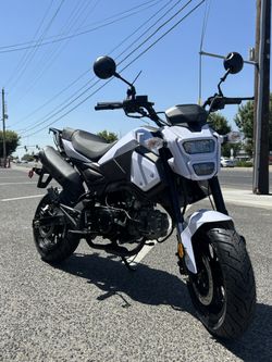 2026 Honda Grom Clone 125cc Arctic White