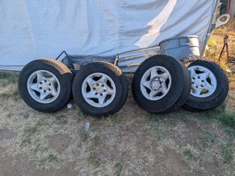 Toyota Tundra wheels size 16 139.7mm 6x5.5