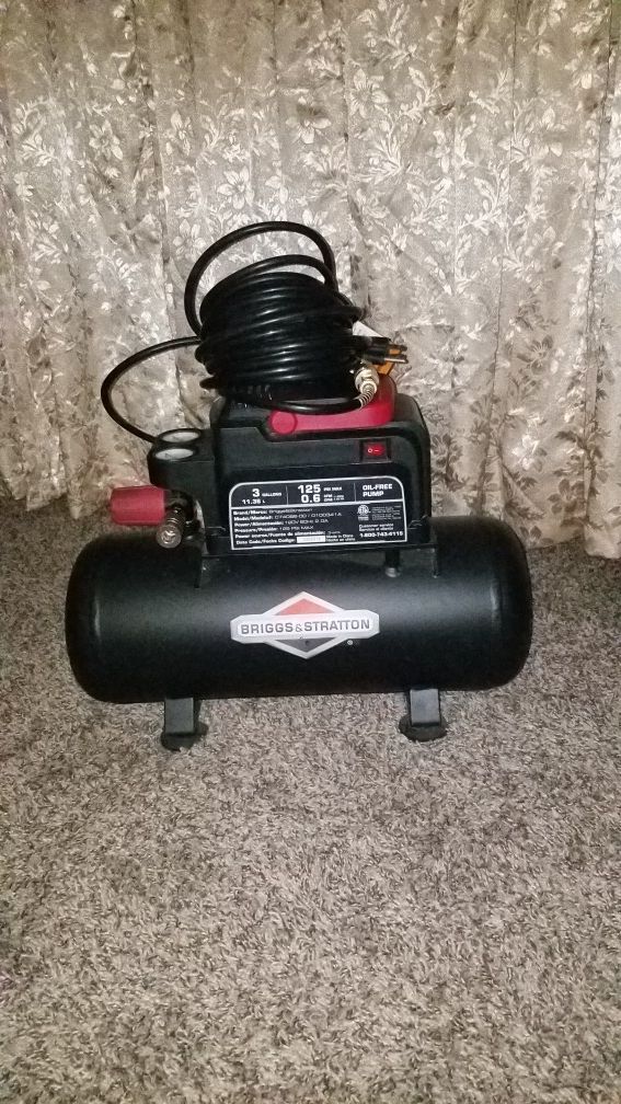 Briggs&stratton 3 gallon air compressor for Sale in Spring, TX OfferUp