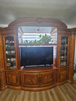 Solid wood Wall unit
