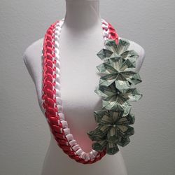 Money Graduation Lei