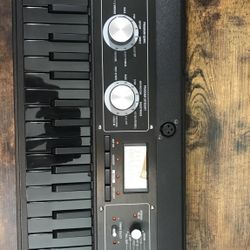 Mint Limited Edition Blk Blk Korg Microkorg XL + Synthesizer
