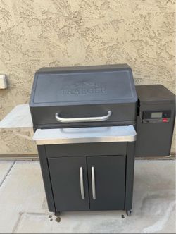 Used Traeger Pellet grill