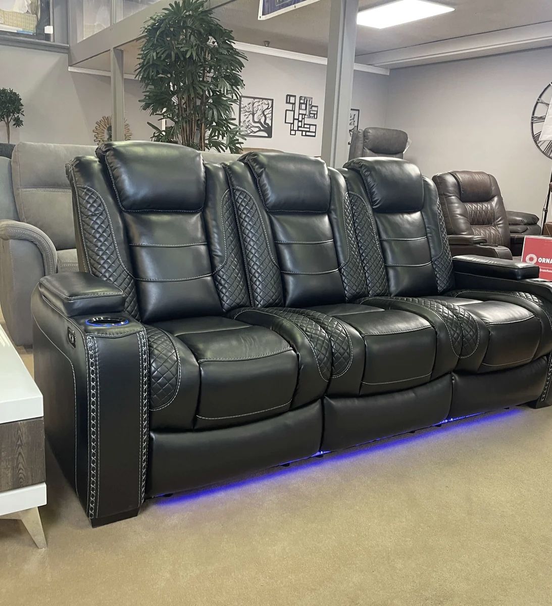 🦋Showroom,Fast Delivery, Finance,Web🦋Power Reclining Set / Sofa & Loveseat w/Console & LED Comfortable Couch Contemporary