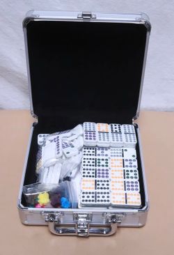 Dominoes