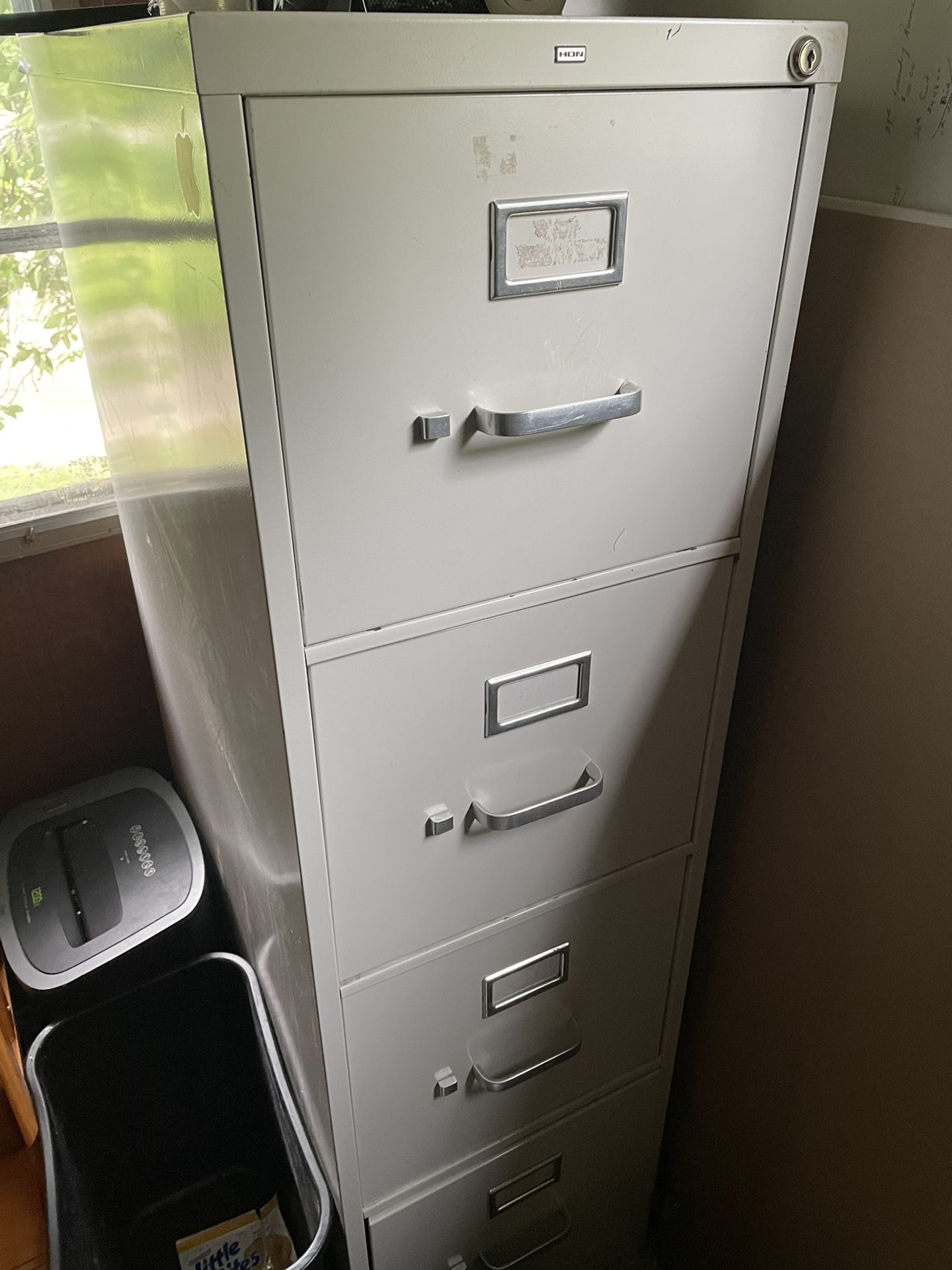 Used 4 Drawer Filing Cabinet 