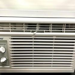 Arctic King 5,000 BTU 115V Window Air Conditioner, unit only-no side expanders