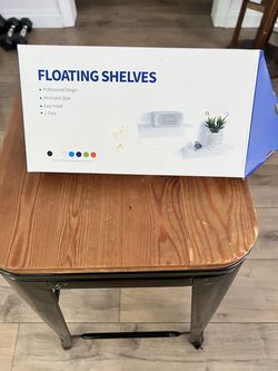New 2-Pack White Floating Shelves – Open Box
