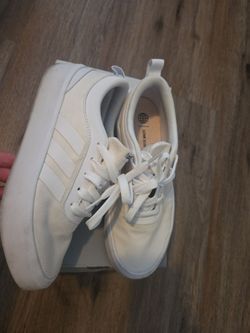 Adidad shoes, read description for size