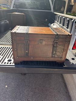 Vintage Style Wooden Storage Trunk