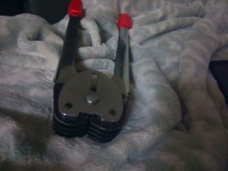 Moving clamps