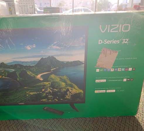 Brand New Vizio 32βInch D-Series! Open box w/ warranty 5 4T