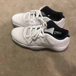 Jordan 11 Legend blue low