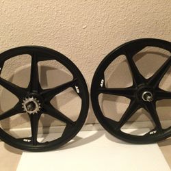 GT Tomahawk Mag Wheels