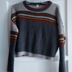 Size Medium Women's Sweater