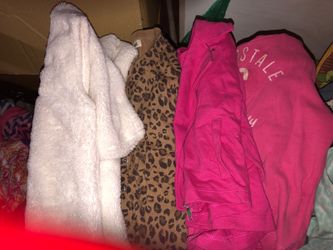 Girls sweaters size 5-6