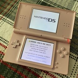 Nintendo DS lite (Coral Pink)
