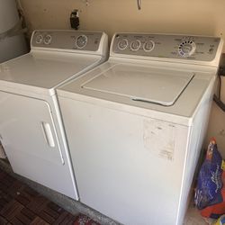 GE Gas Washer And dryer Set