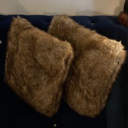 Pier1 Pillows