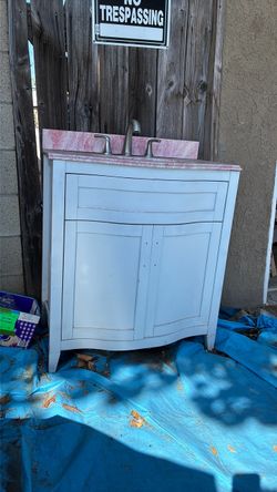 Bathroom sink $45