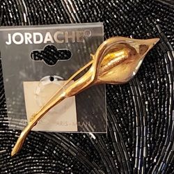 Goldtone Calla Lily Brooche
