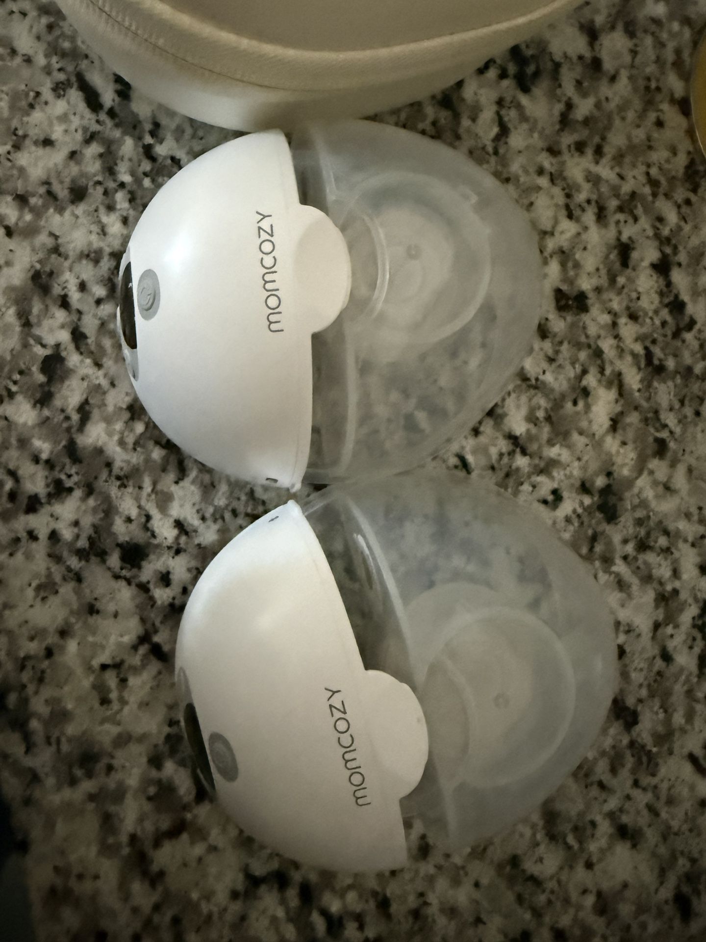 Momcozy Portable Breast Pump