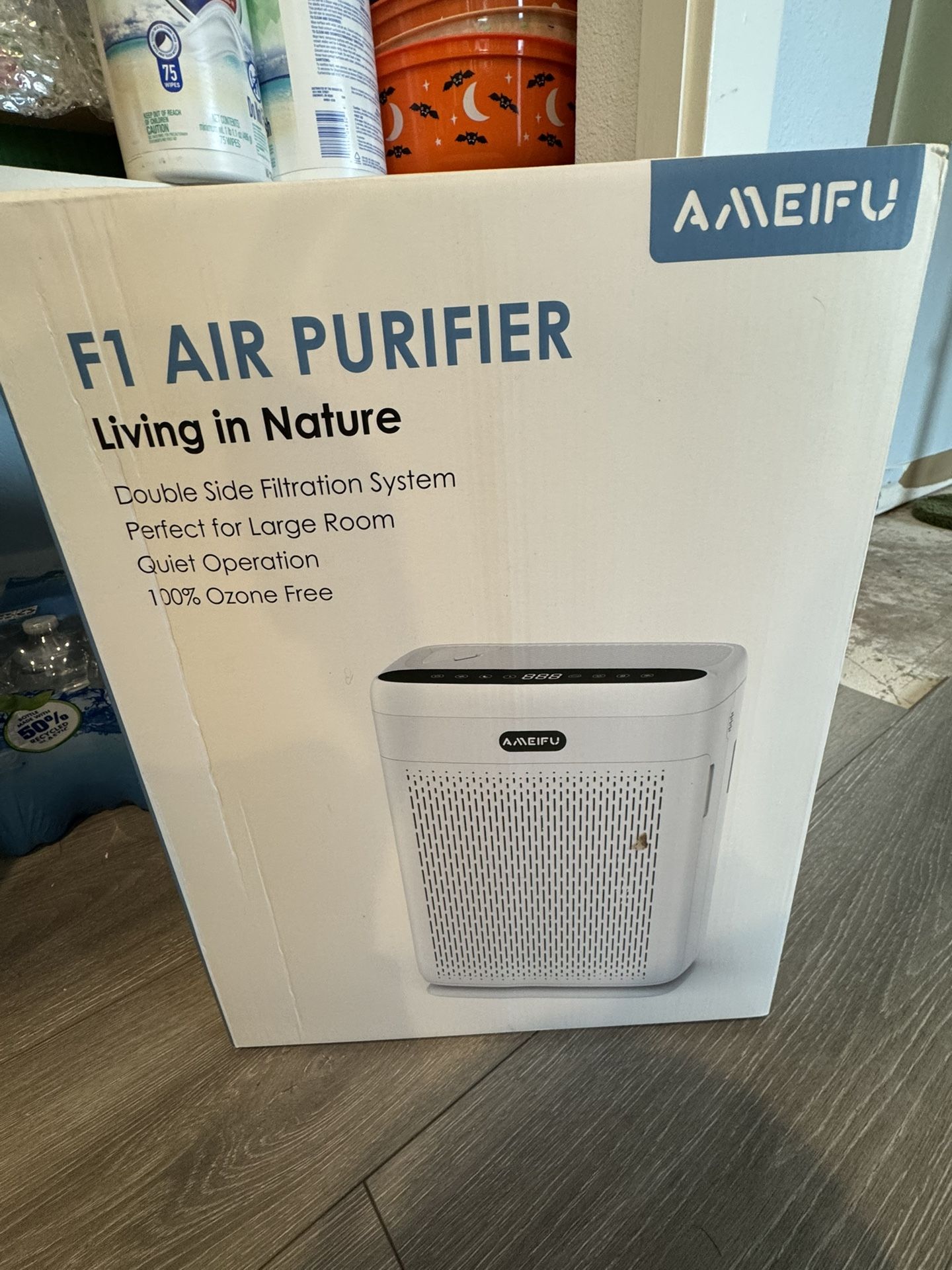 (unopened box )Air Purifiers up to 1740 ft²
