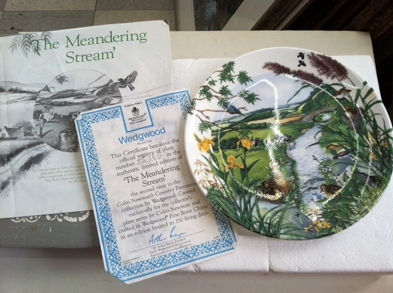 Wedgwood The Meandering Stream Fine Bone China Plate with COA in box