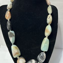 Necklace Stone Beaded 
