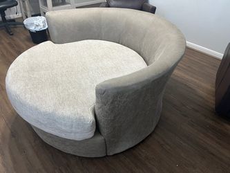 Large Oversized Cuddle Chair Round