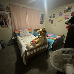 2 Twin XL Beds / Bunkbeds with Mattress Included 