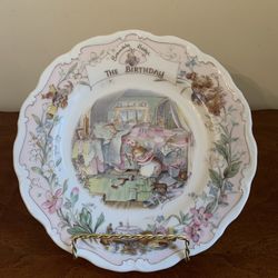 Vintage Royal Doulton Brambly Hedge “The Birthday” plate made in England about 8.25” diameter 