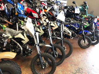 Dirt bike for all sizes available. Fully automatic and standard 110cc to 250cc Special prices and discounts Starts at $399