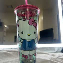 Hello Kitty pink and blue tumbler with straw 