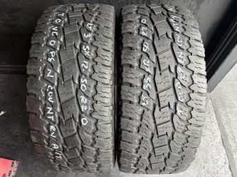 35x12.50R20 Toyo Open Country A/T Used Tire Pair $175 Free Mounting And Balancing
