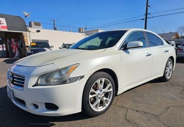 2014 Nissan Maxima