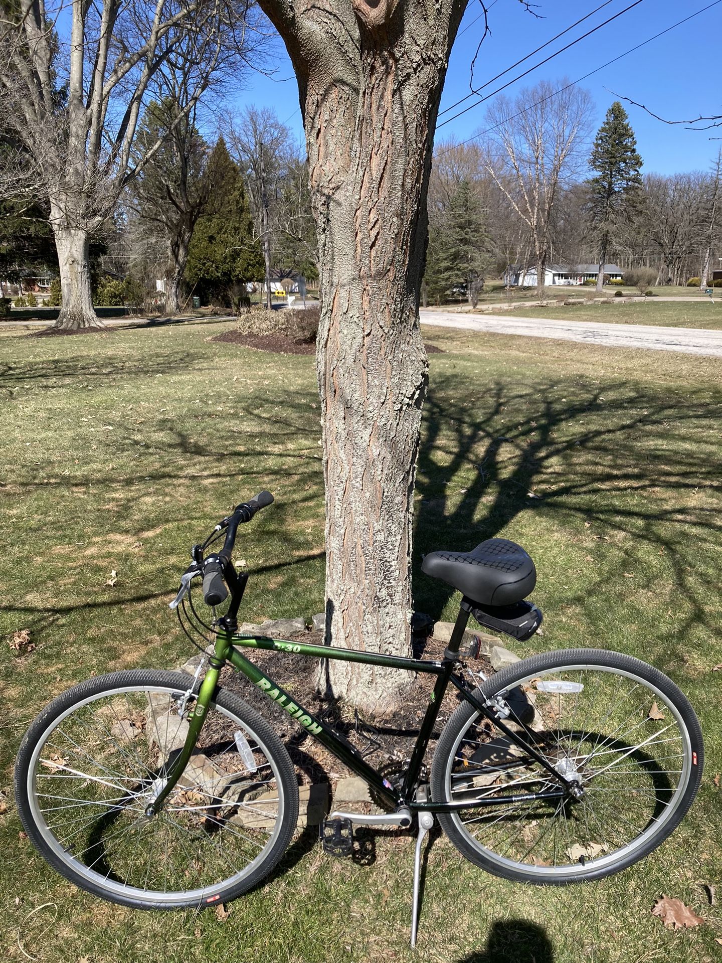28” Hybrid Bike