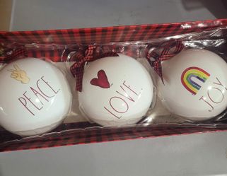 Rae Dunn 3pc Ornaments
