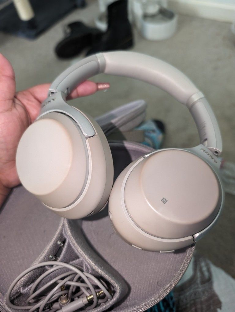 Sony WH-1000XM3's