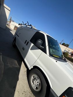 2017 Chevrolet Express 2500