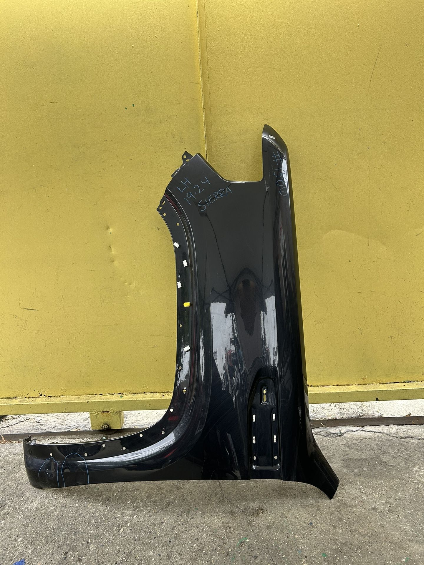 2019-2024 GMC SIERRA LH FENDER