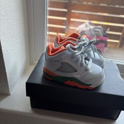 Jordan 5s 