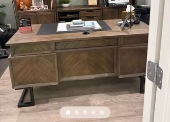 Desk