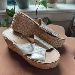 ZARA Gold Raffia Wedges Size EU38 US7.5