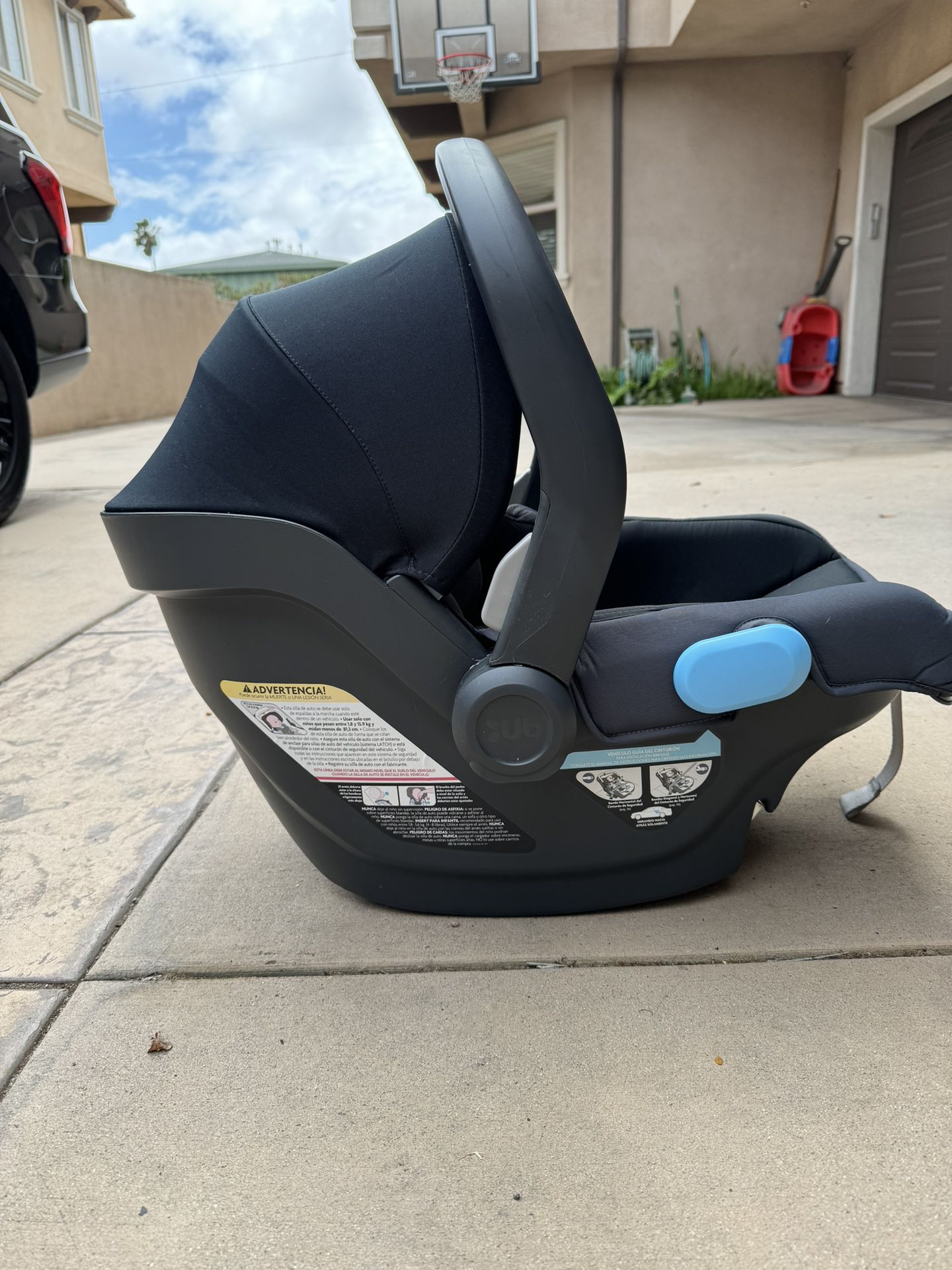 Uppababy Mesa Car Seat (1) + Base (2 Available)