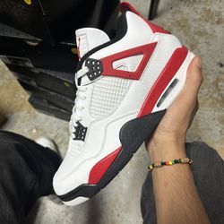 Jordan 4 Red cement 
