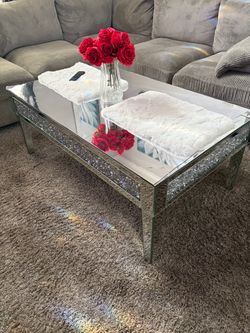 Mirror, coffee table