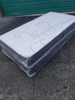 NEW TWIN-SIZE MATTRESS & BOX SPRING - 2PC